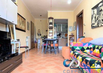 PONTE DI NONA: BILOCALE CON BALCONE VIVIBILE E POSTO AUTO
